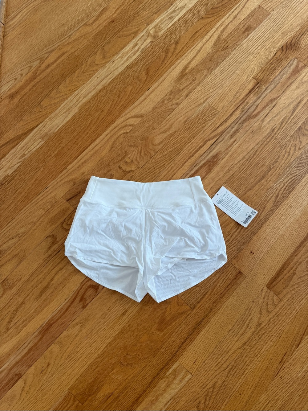 Lululemon speed up HR short 2.5” mesh vent white size S